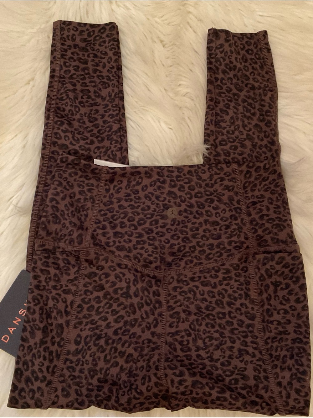 Danskin High Waist Pocket Crop Leggings Espresso Spotted Leopard Print NWT XS - Picture 9 of 10